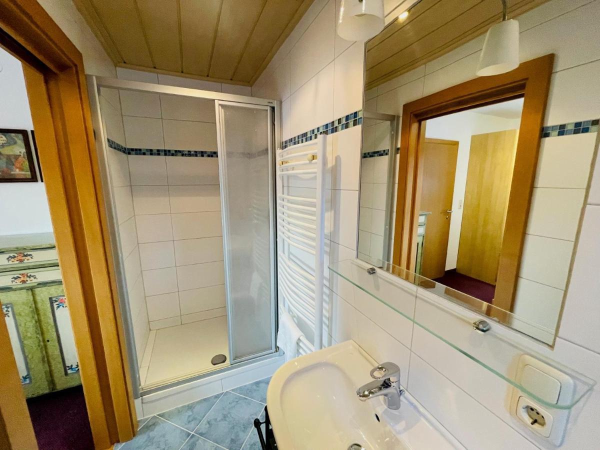 Natursport Heutal Appartements Ski-In & Ski-Out Unken Exterior photo
